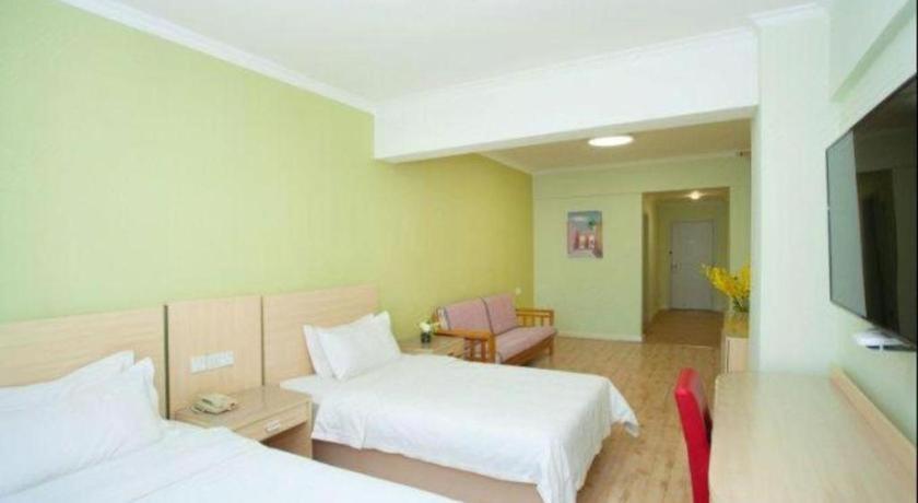 Super 8 Hotel Chengde Imperial Summer Resort מראה חיצוני תמונה