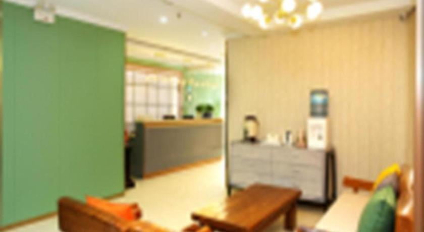 Super 8 Hotel Chengde Imperial Summer Resort מראה חיצוני תמונה